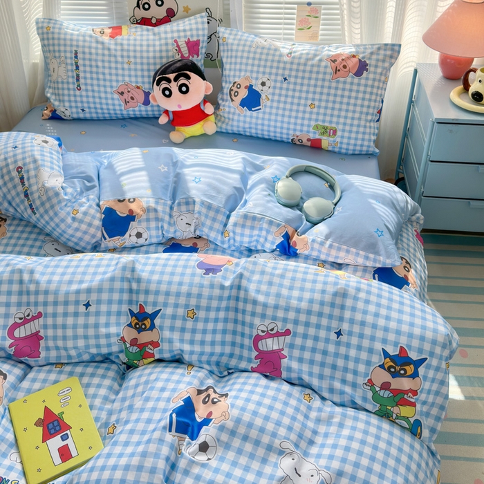 91家纺网 家纺一手货源 找家纺 曼之夏 2026新款全棉卡通印花四件套系列-蜡笔小新 蓝格小新