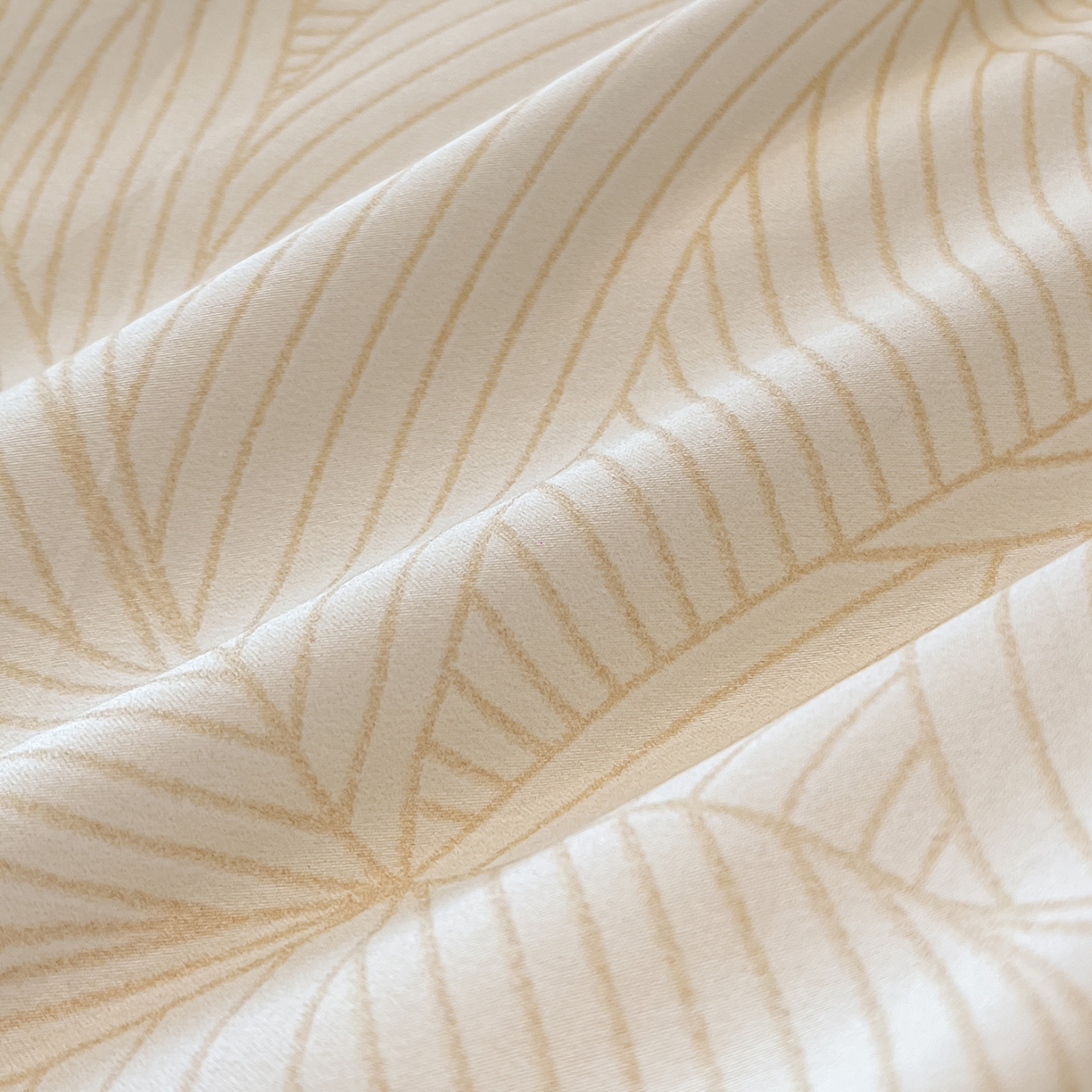 91家纺网 家纺一手货源 找家纺 （总）置顶家纺 2026新款亲肤数码印花拼角四件套凌枫