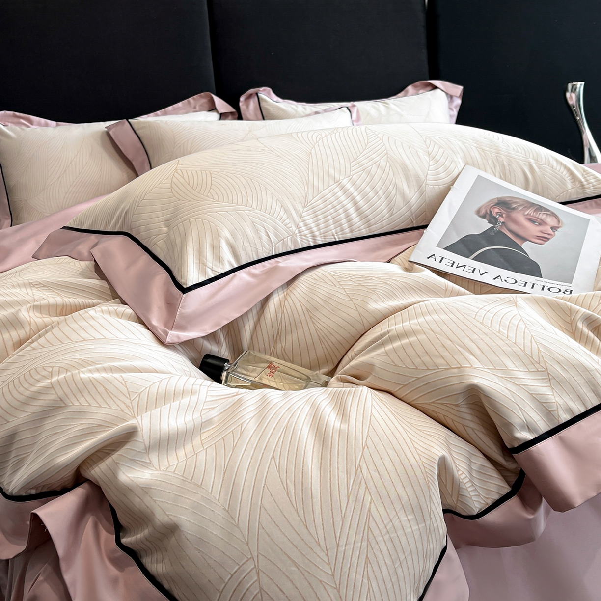 91家纺网 家纺一手货源 找家纺 置顶家纺 2026新款亲肤数码印花拼角四件套凌枫 凌枫-浅豆沙