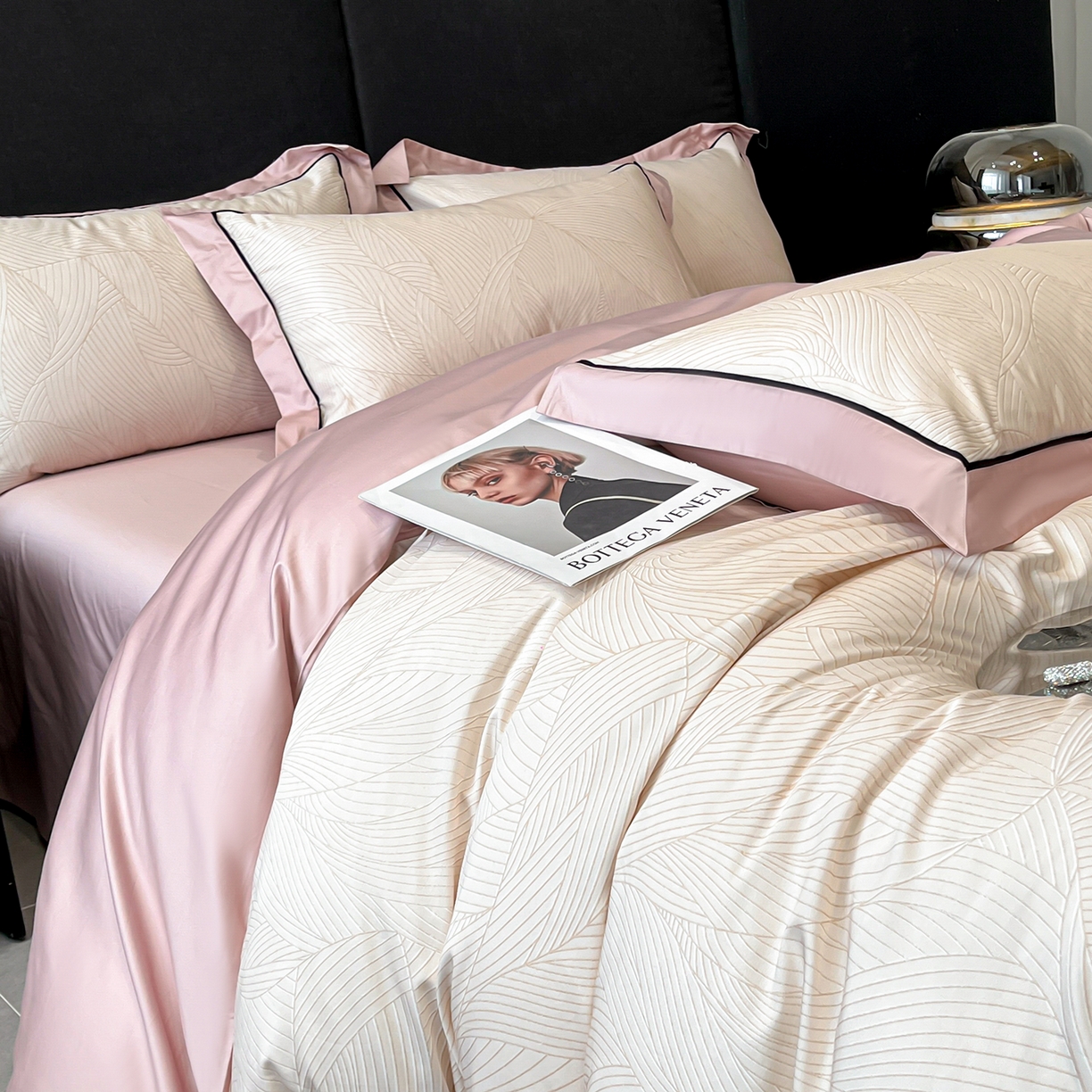 91家纺网 家纺一手货源 找家纺 置顶家纺 2026新款亲肤数码印花拼角四件套凌枫 凌枫-浅豆沙