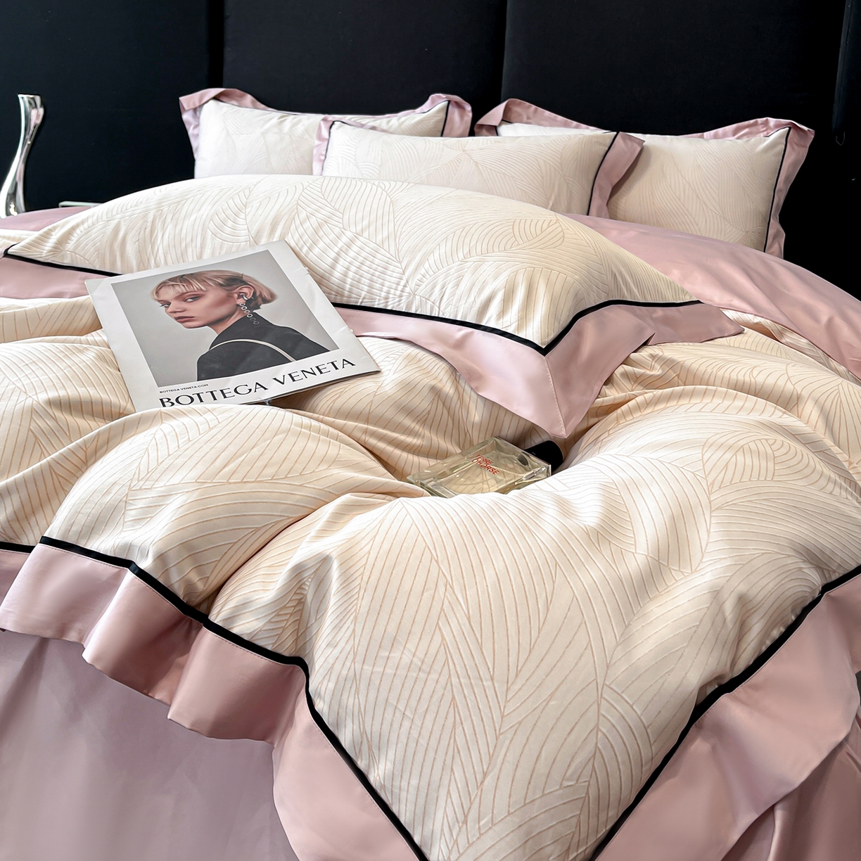 91家纺网 家纺一手货源 找家纺 置顶家纺 2026新款亲肤数码印花拼角四件套凌枫 凌枫-浅豆沙