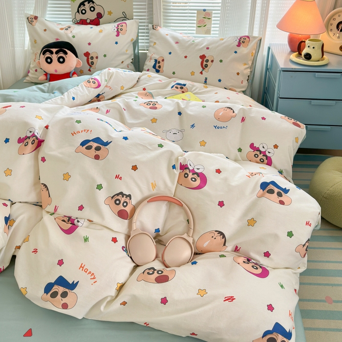 91家纺网 家纺一手货源 找家纺 曼之夏 2026新款全棉卡通印花四件套系列-蜡笔小新 小新派对