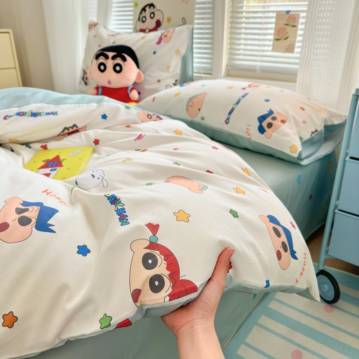 91家纺网 家纺一手货源 找家纺 曼之夏 2026新款全棉卡通印花四件套系列-蜡笔小新 小新派对