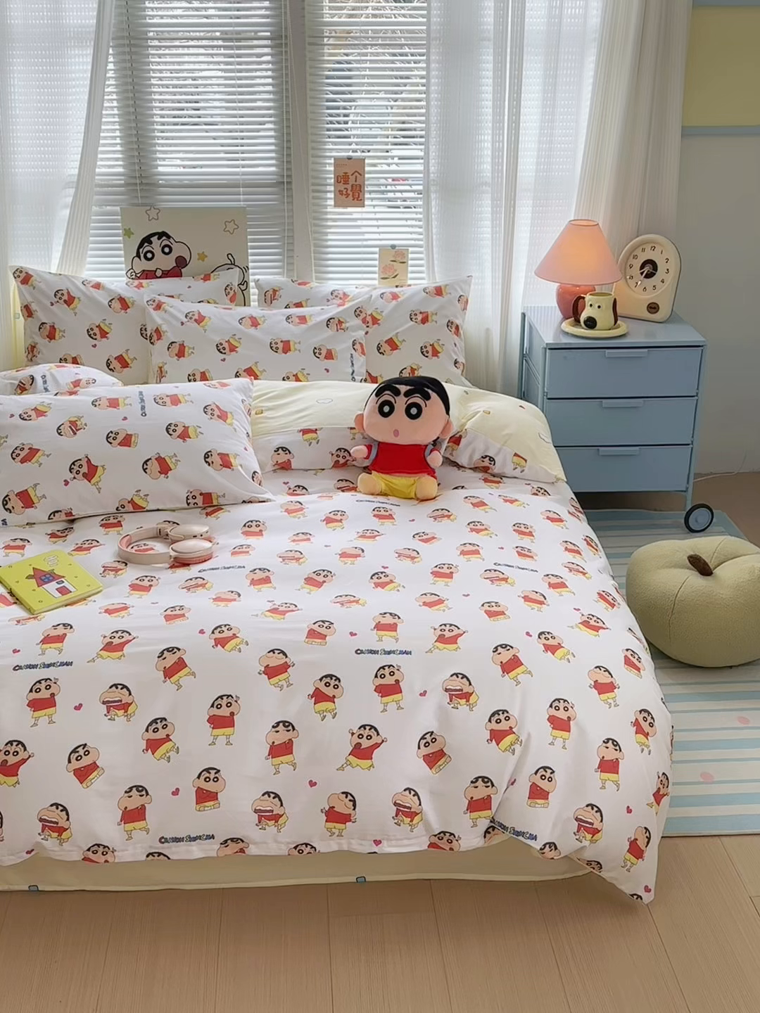 91家纺网 家纺一手货源 找家纺 曼之夏 2026新款全棉卡通印花四件套系列-蜡笔小新 搞怪小新