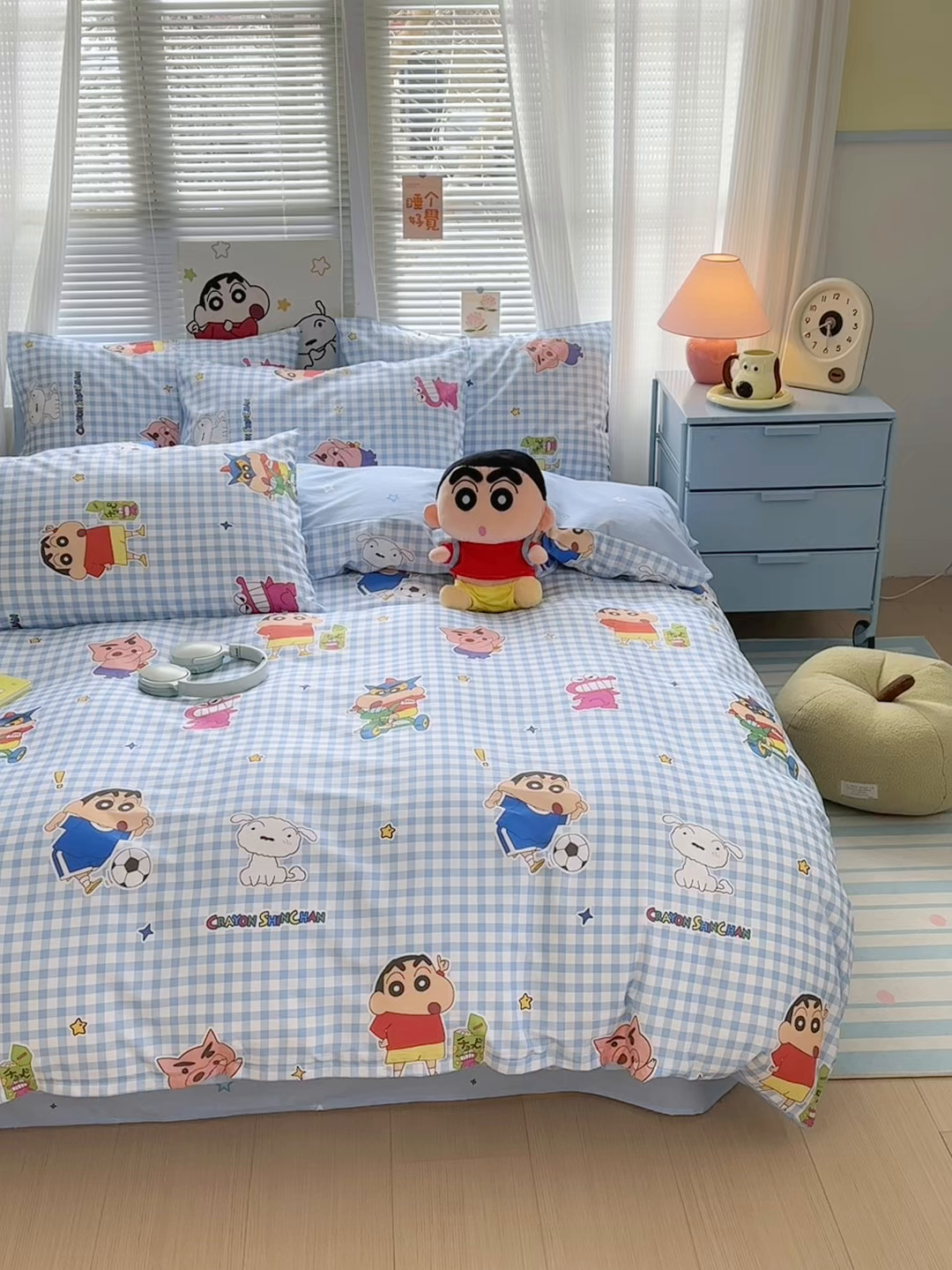 91家纺网 家纺一手货源 找家纺 曼之夏 2026新款全棉卡通印花四件套系列-蜡笔小新 蓝格小新