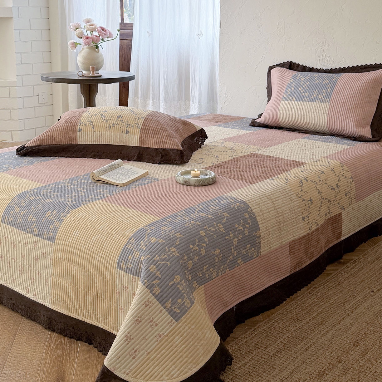 91家纺网 家纺一手货源 找家纺 （总）桃子家居 2026新款韩版纯棉花边法式花卉碎花水洗原生态纯棉棉麻多功能床盖三件套