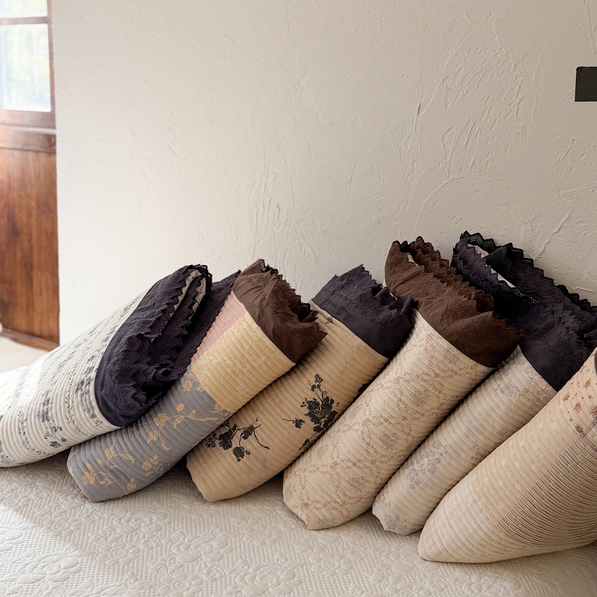 91家纺网 家纺一手货源 找家纺 桃子家居 2026新款韩版纯棉花边法式花卉碎花水洗原生态纯棉棉麻多功能床盖三件套 组合