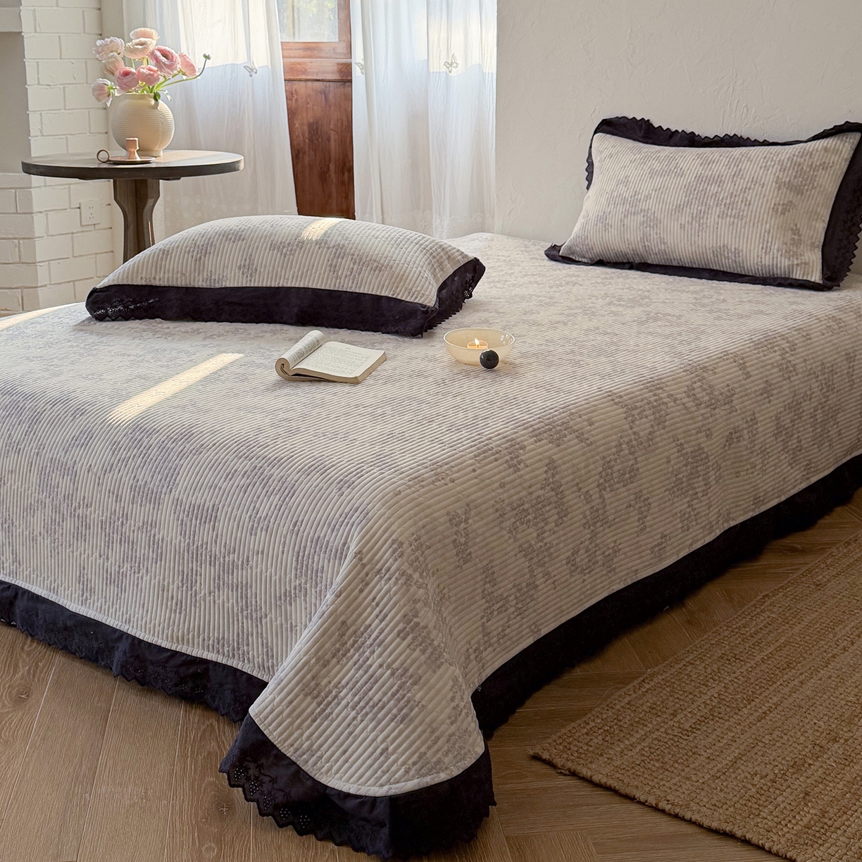 91家纺网 家纺一手货源 找家纺 桃子家居 2026新款韩版纯棉花边法式花卉碎花水洗原生态纯棉棉麻多功能床盖三件套 棉麻床盖-花颜兰