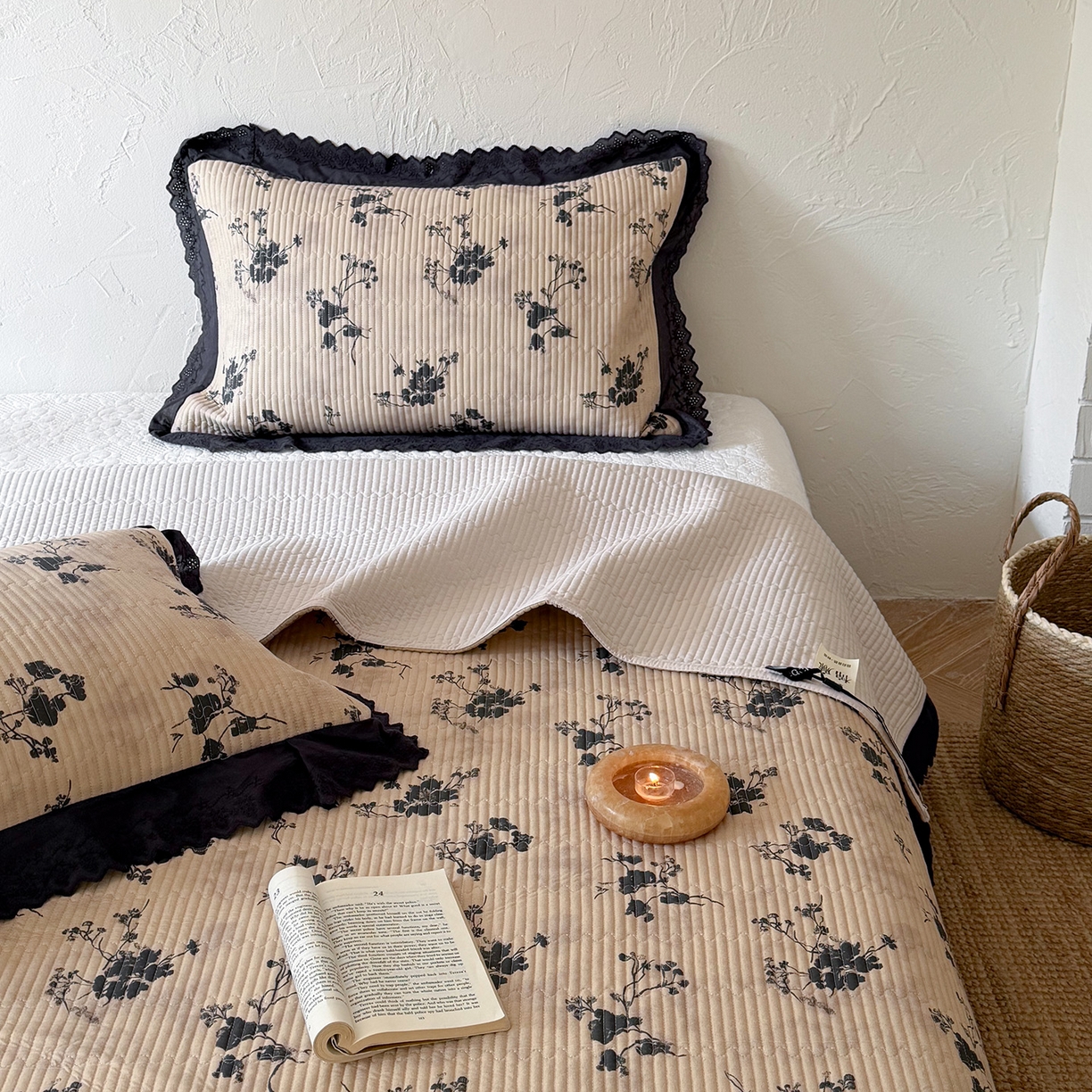 91家纺网 家纺一手货源 找家纺 桃子家居 2026新款韩版纯棉花边法式花卉碎花水洗原生态纯棉棉麻多功能床盖三件套 棉麻床盖-拾穗咖