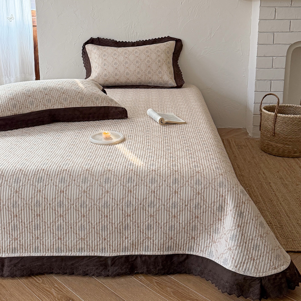 91家纺网 家纺一手货源 找家纺 桃子家居 2026新款韩版纯棉花边法式花卉碎花水洗原生态纯棉棉麻多功能床盖三件套 棉麻床盖-浅语