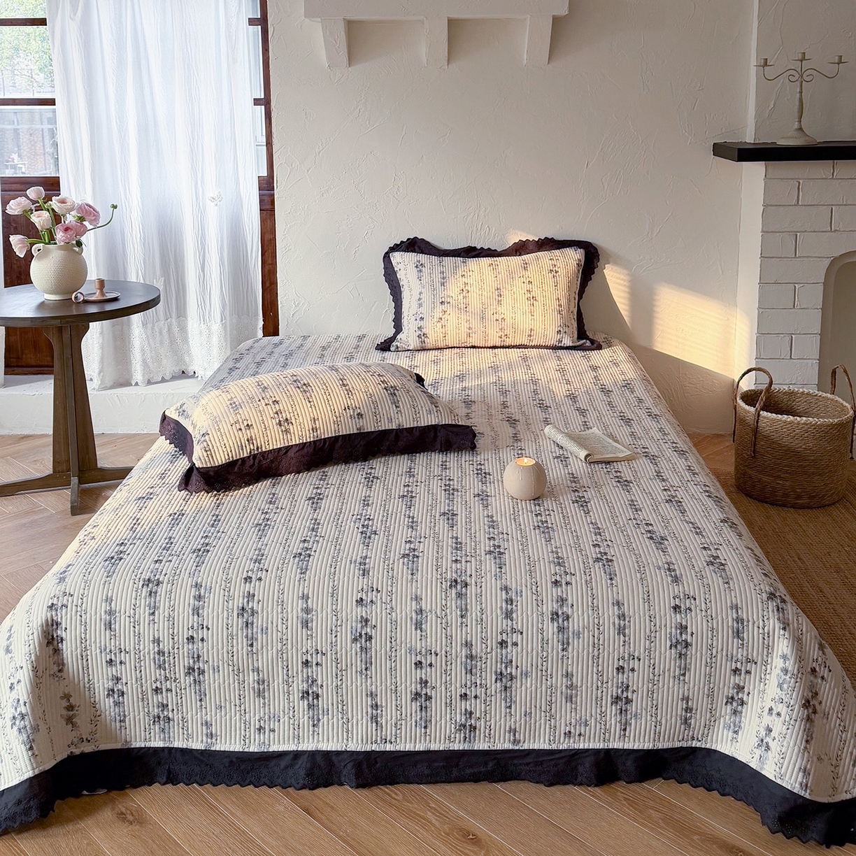 桃子家居 2026新款韩版纯棉花边法式花卉碎花水洗原生态纯棉棉麻多功能床盖三件套 棉麻床盖-兰亭序蓝