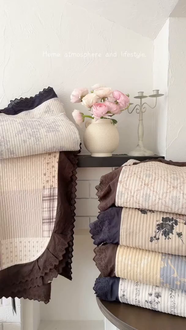 91家纺网 家纺一手货源 找家纺 桃子家居 2026新款韩版纯棉花边法式花卉碎花水洗原生态纯棉棉麻多功能床盖三件套 组合