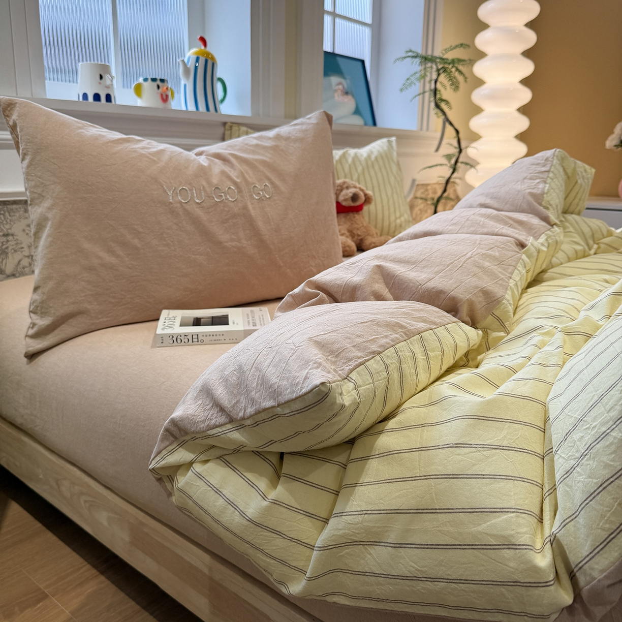 91家纺网 家纺一手货源 找家纺 （总）曼町家居 2026春夏新款全棉纯棉色织水洗棉字母刺绣四件套