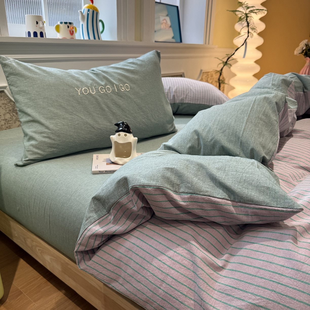 91家纺网 家纺一手货源 找家纺 （总）曼町家居 2026春夏新款全棉纯棉色织水洗棉字母刺绣四件套