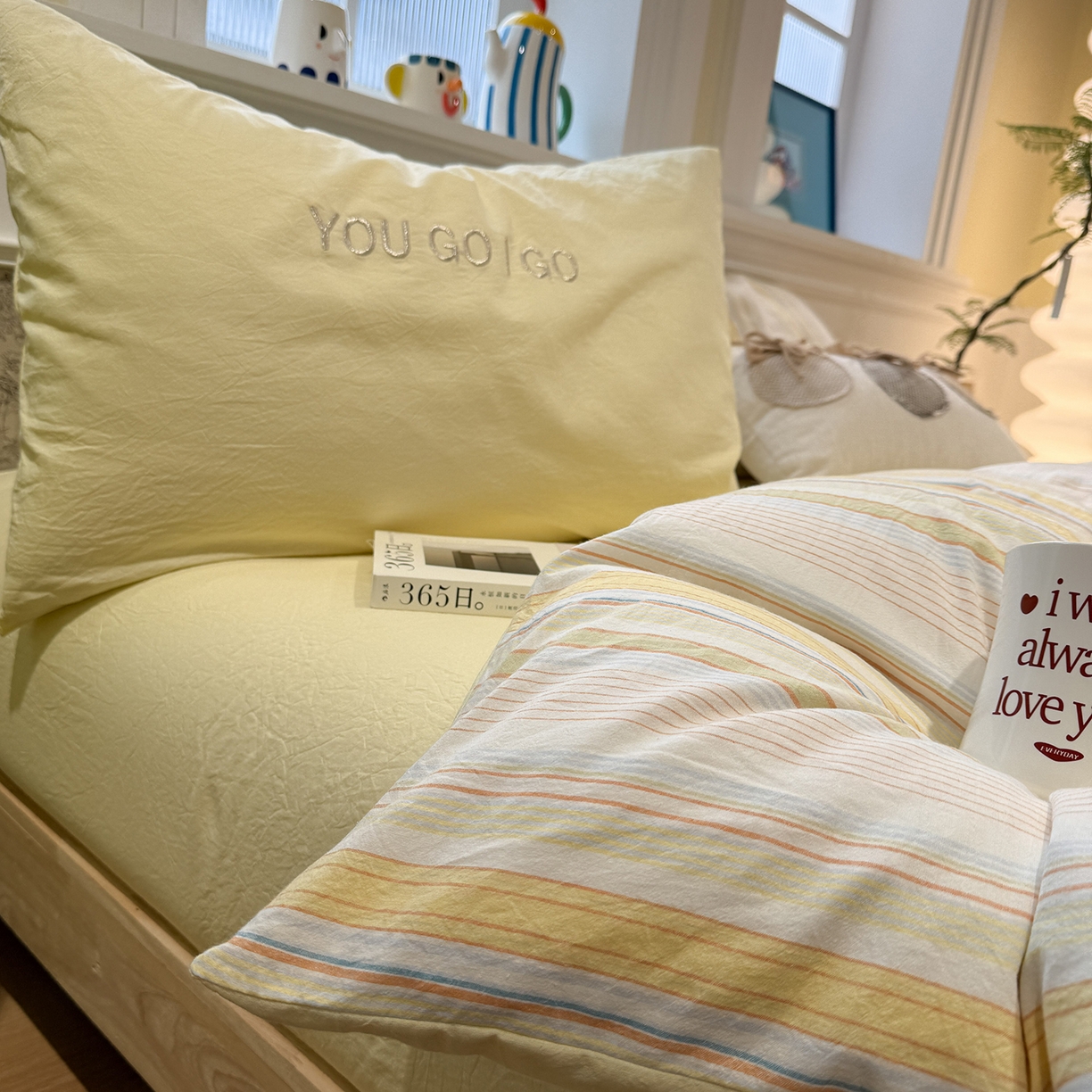 91家纺网 家纺一手货源 找家纺 曼町家居 2026春夏新款全棉纯棉色织水洗棉字母刺绣四件套 可夏