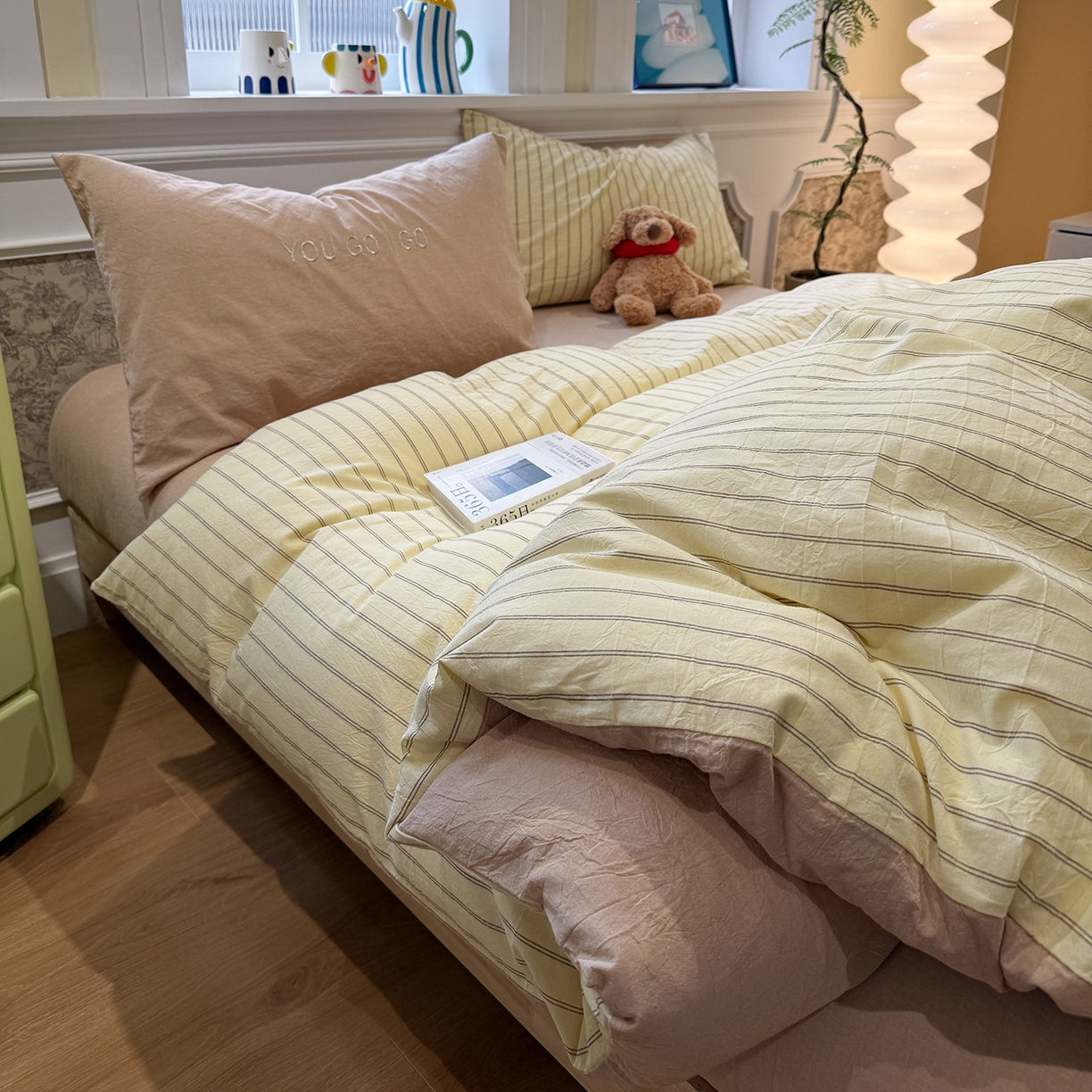 91家纺网 家纺一手货源 找家纺 曼町家居 2026春夏新款全棉纯棉色织水洗棉字母刺绣四件套 浅夏