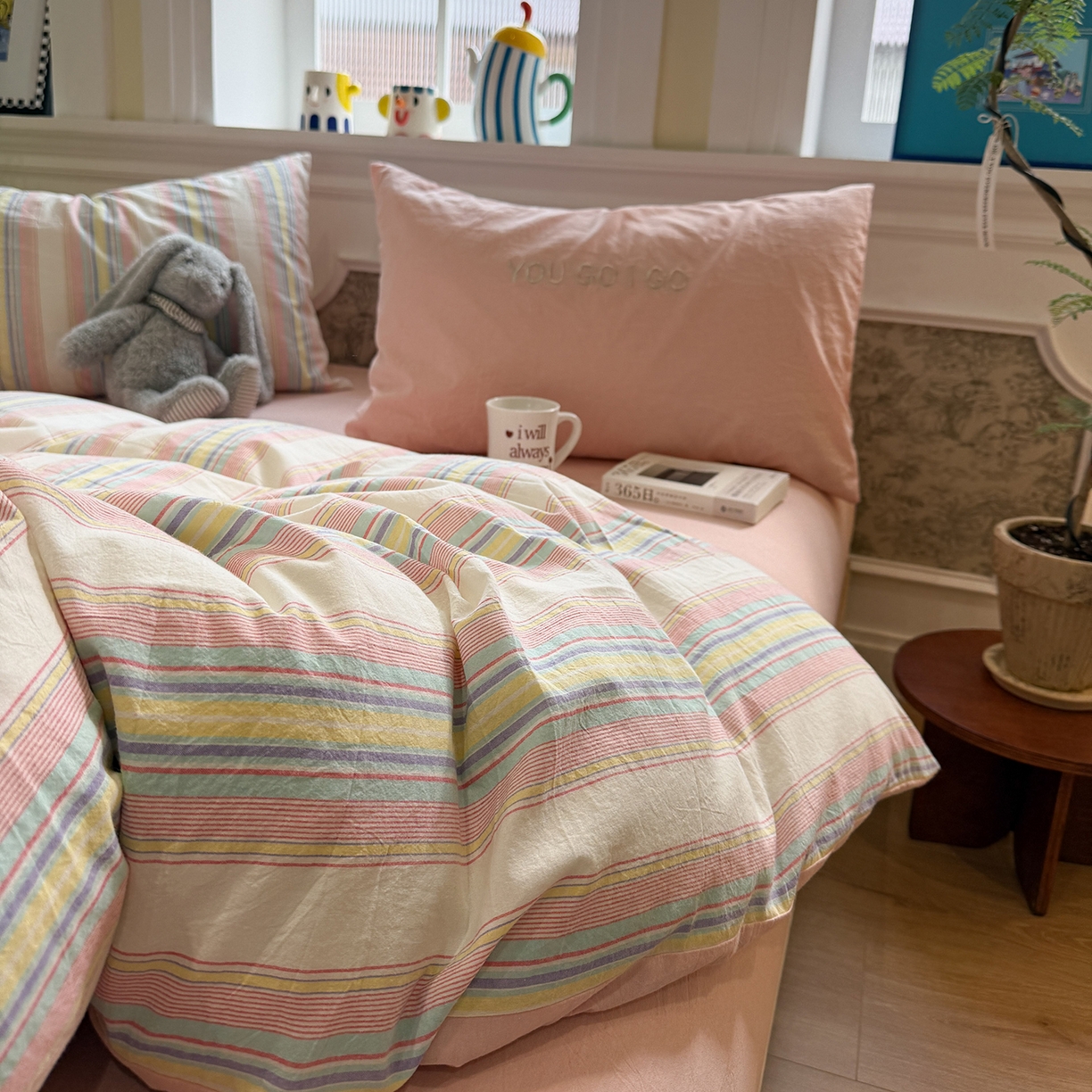 91家纺网 家纺一手货源 找家纺 曼町家居 2026春夏新款全棉纯棉色织水洗棉字母刺绣四件套 千寻