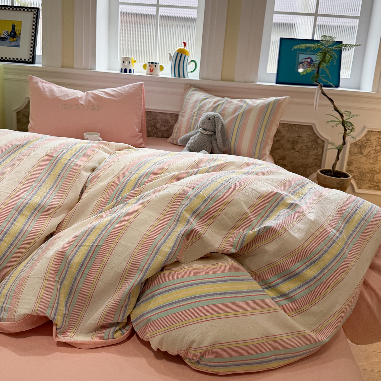 91家纺网 家纺一手货源 找家纺 曼町家居 2026春夏新款全棉纯棉色织水洗棉字母刺绣四件套 千寻