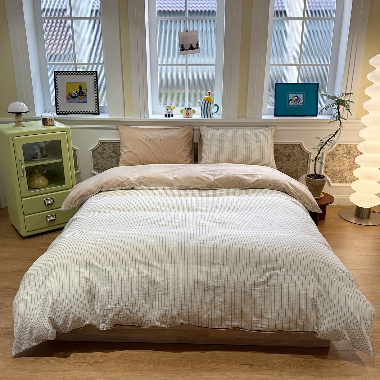 91家纺网 家纺一手货源 找家纺 曼町家居 2026春夏新款全棉纯棉色织水洗棉字母刺绣四件套 奶芙