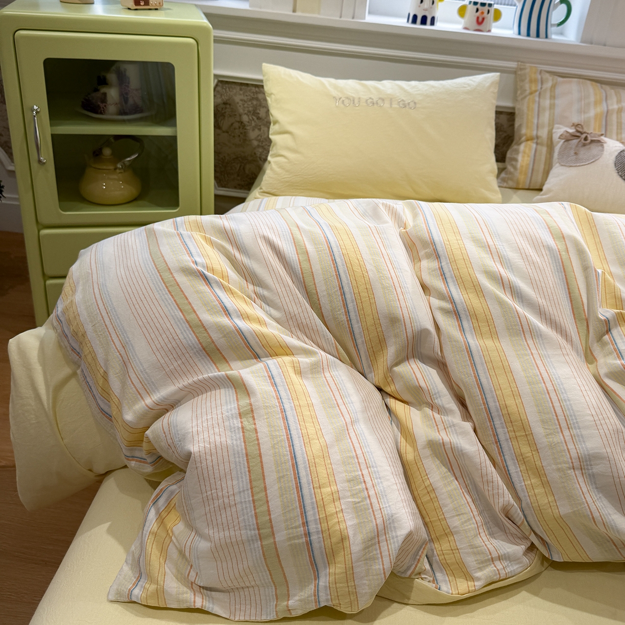 91家纺网 家纺一手货源 找家纺 曼町家居 2026春夏新款全棉纯棉色织水洗棉字母刺绣四件套 可夏