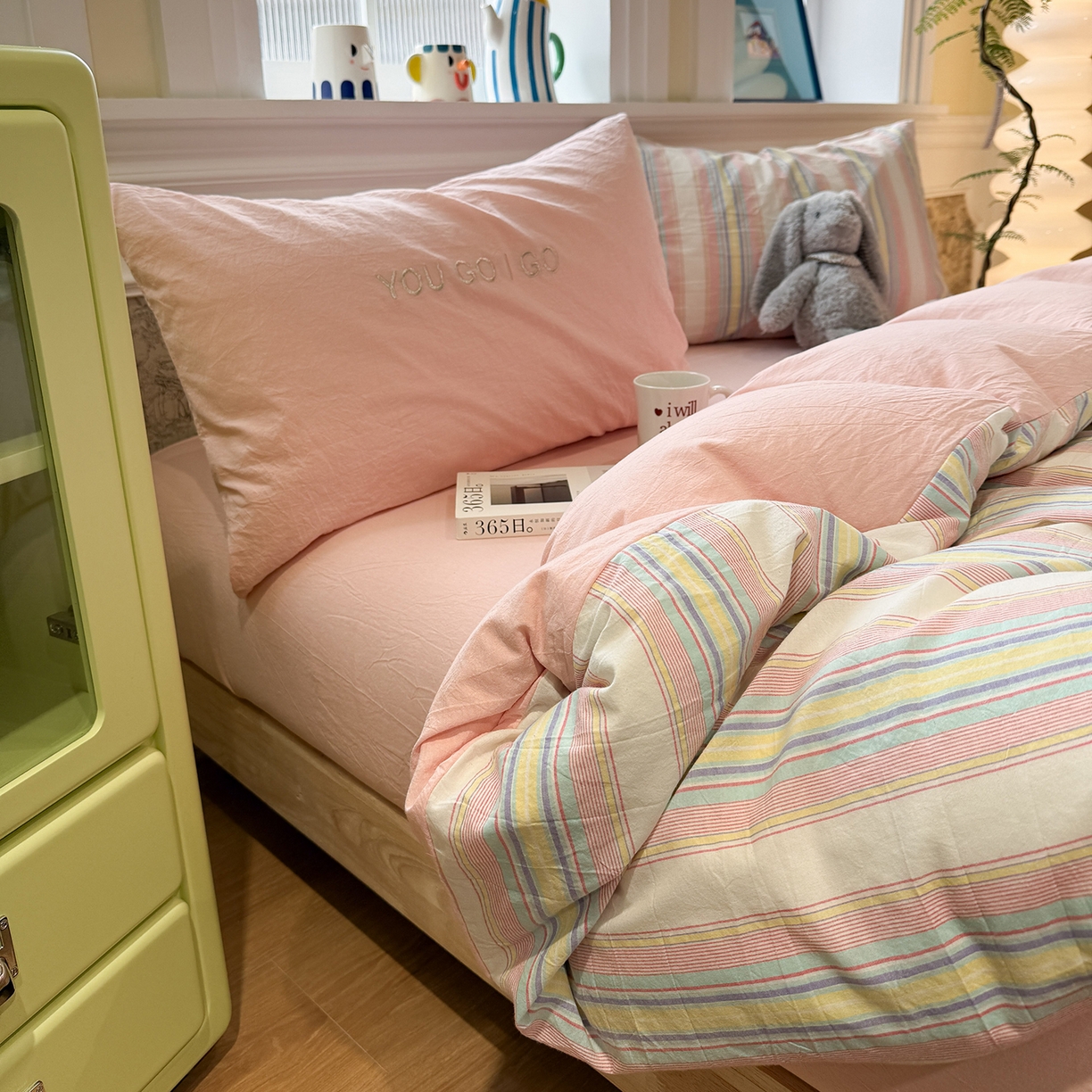 曼町家居 2026春夏新款全棉纯棉色织水洗棉字母刺绣四件套 千寻