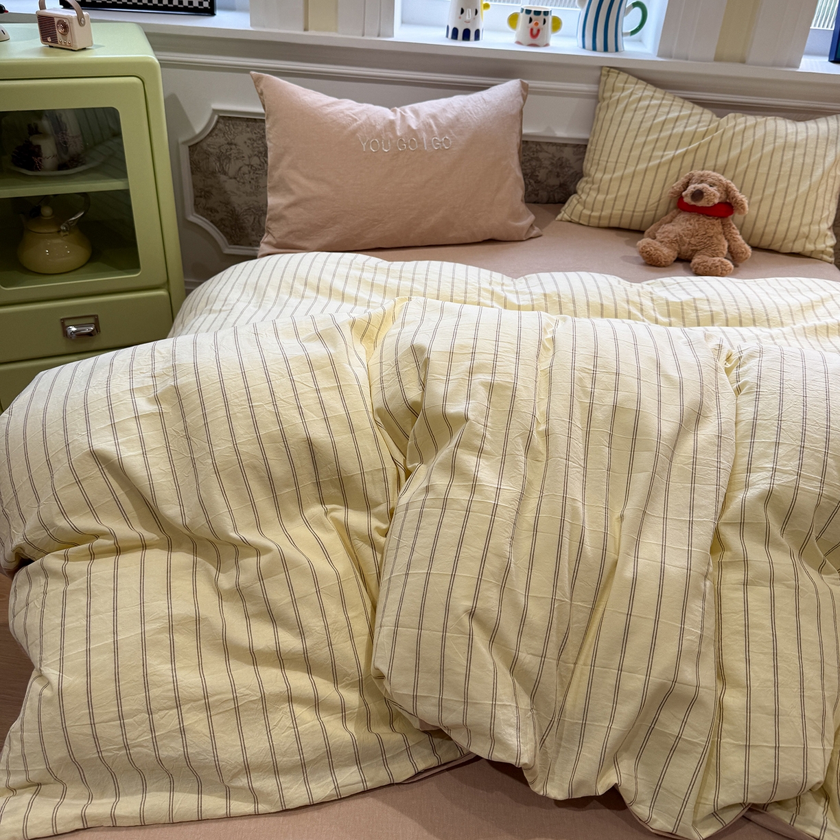 91家纺网 家纺一手货源 找家纺 曼町家居 2026春夏新款全棉纯棉色织水洗棉字母刺绣四件套 浅夏