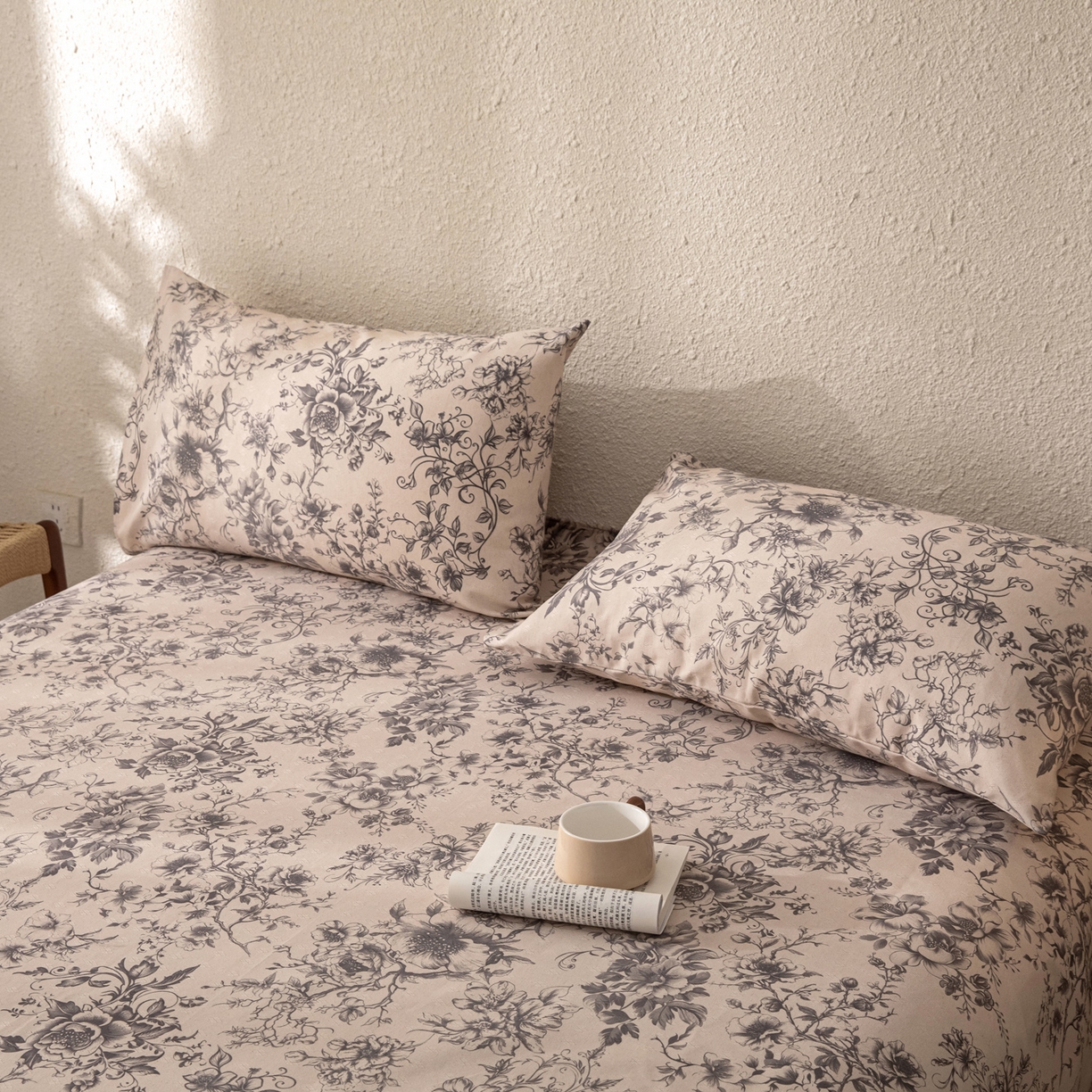 91家纺网 家纺一手货源 找家纺 首爱家纺 2026新款棉麻老粗布床单凉席 霜藤