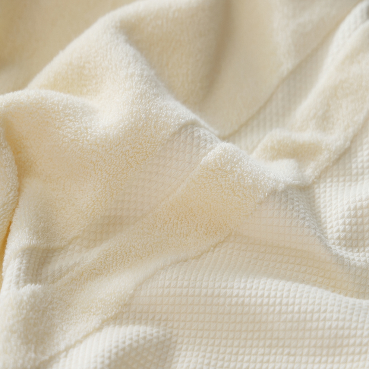 91家纺网 家纺一手货源 找家纺 朴尔家纺-毛巾被 2026年新品悠哲系列纯色全棉纯棉缎档加大加厚浴巾 悠哲-洁白米 90x180cm/条