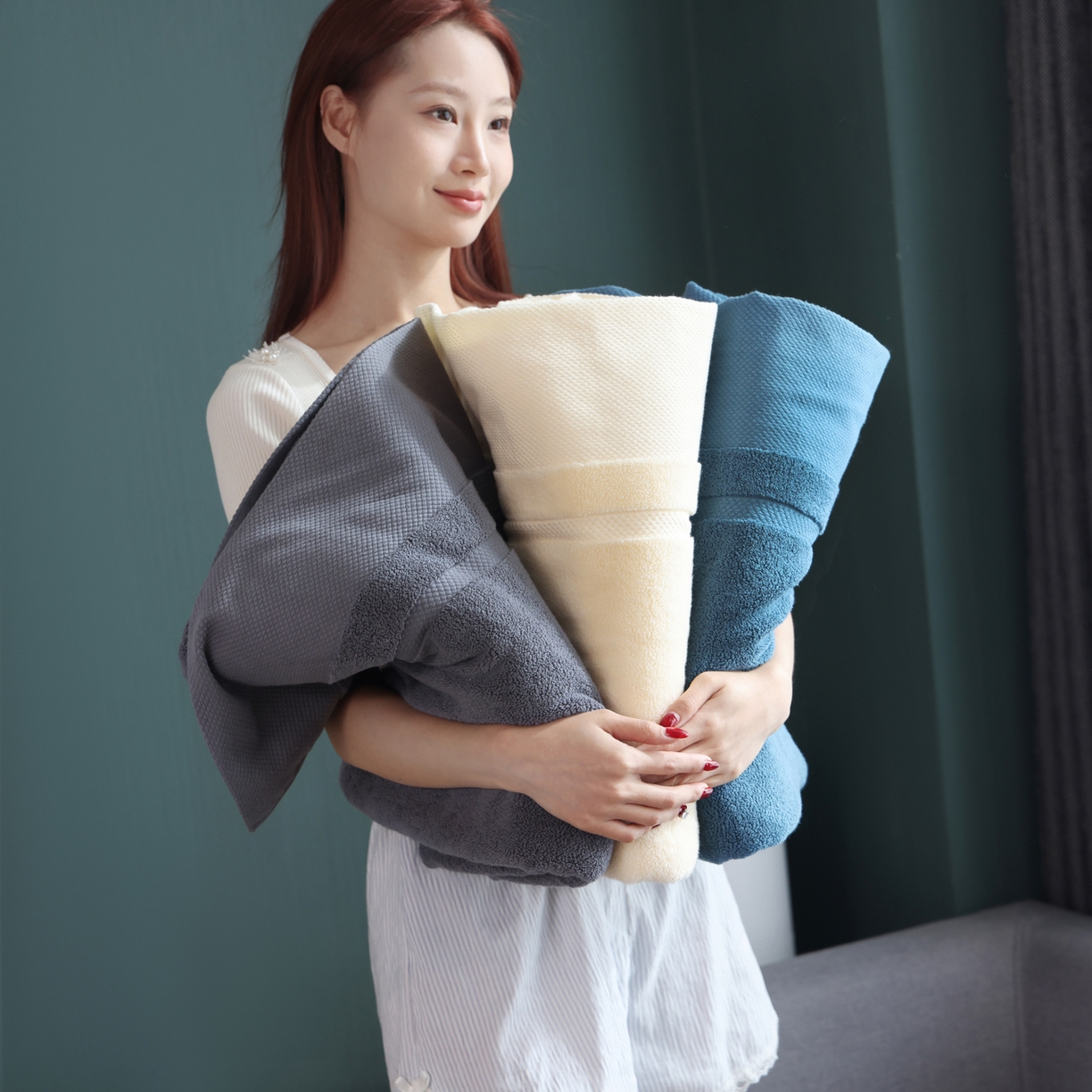 91家纺网 家纺一手货源 找家纺 朴尔家纺-毛巾被 2026年新品悠哲系列纯色全棉纯棉缎档加大加厚浴巾 组合图仅供参考不可下单 90x180cm/条