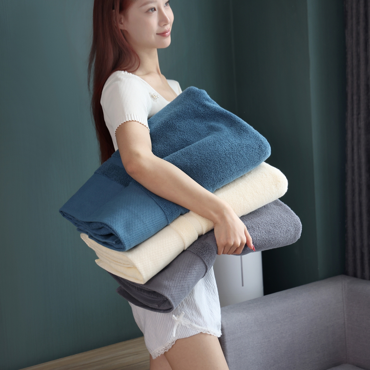 91家纺网 家纺一手货源 找家纺 朴尔家纺-毛巾被 2026年新品悠哲系列纯色全棉纯棉缎档加大加厚浴巾 组合图仅供参考不可下单 90x180cm/条