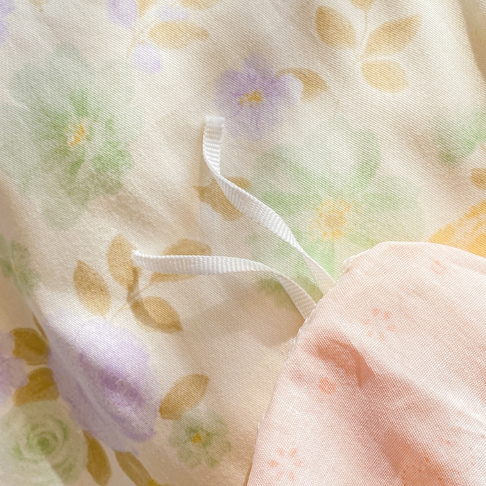 91家纺网 家纺一手货源 找家纺 红日子纺织品 2026新款小清新12868全棉纯棉学生卡通款四件套 蘑菇小兔