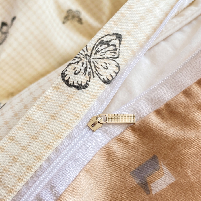 91家纺网 家纺一手货源 找家纺 红日子纺织品 2026新款小清新12868全棉纯棉学生卡通款四件套 南山蝴蝶