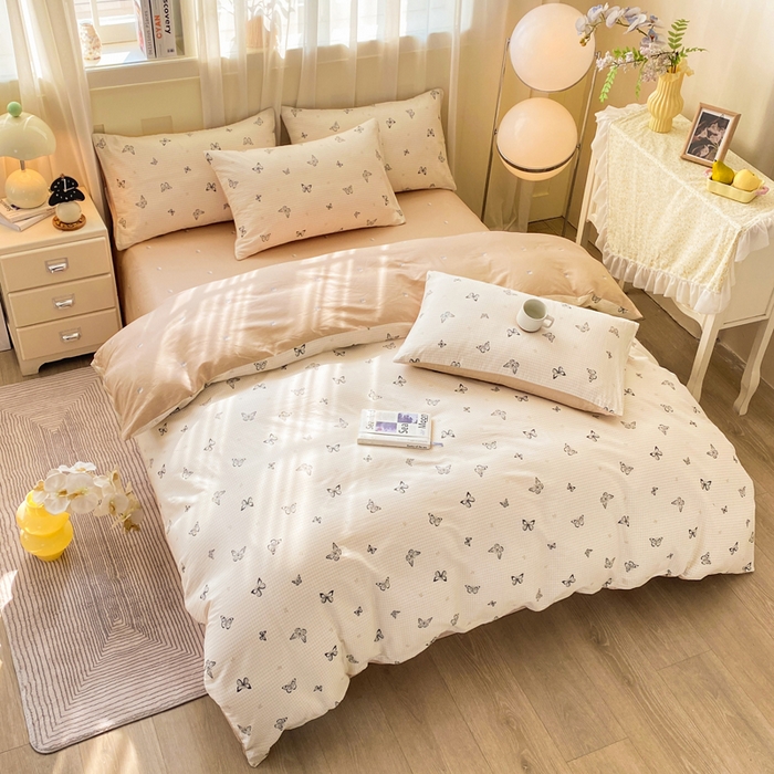 91家纺网 家纺一手货源 找家纺 红日子纺织品 2026新款小清新12868全棉纯棉学生卡通款四件套 南山蝴蝶