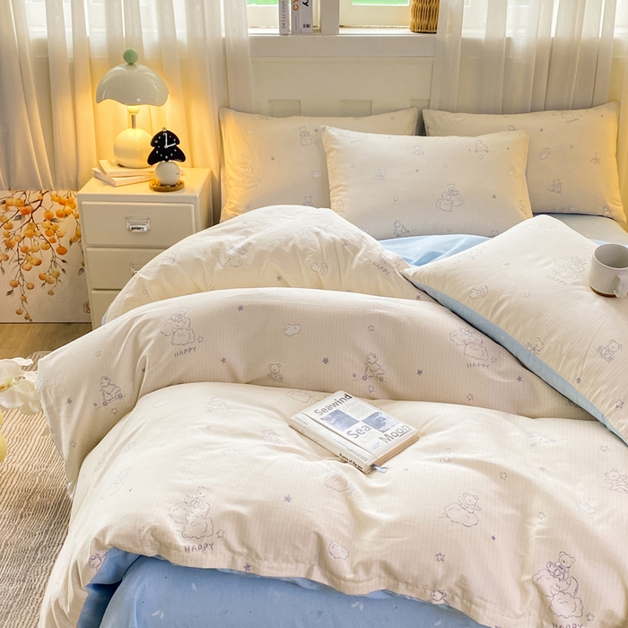 91家纺网 家纺一手货源 找家纺 红日子纺织品 2026新款小清新12868全棉纯棉学生卡通款四件套 星空熊
