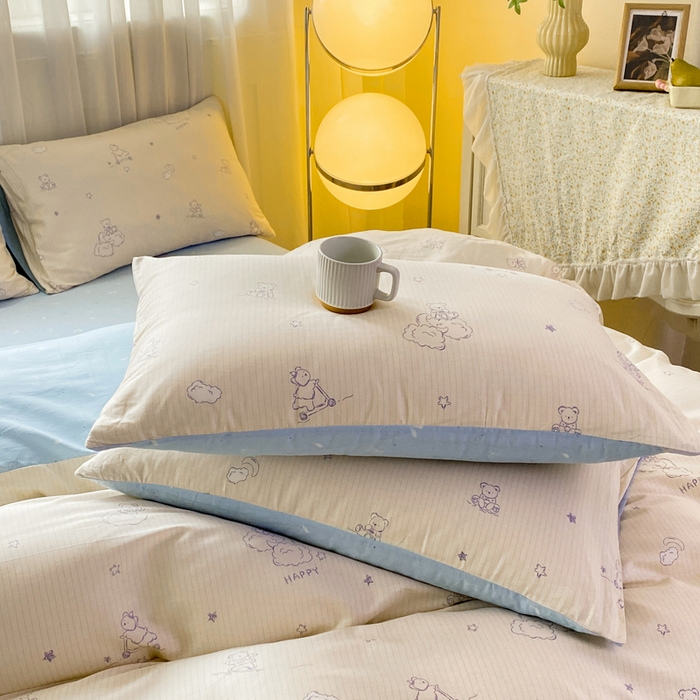 91家纺网 家纺一手货源 找家纺 红日子纺织品 2026新款小清新12868全棉纯棉学生卡通款四件套 星空熊