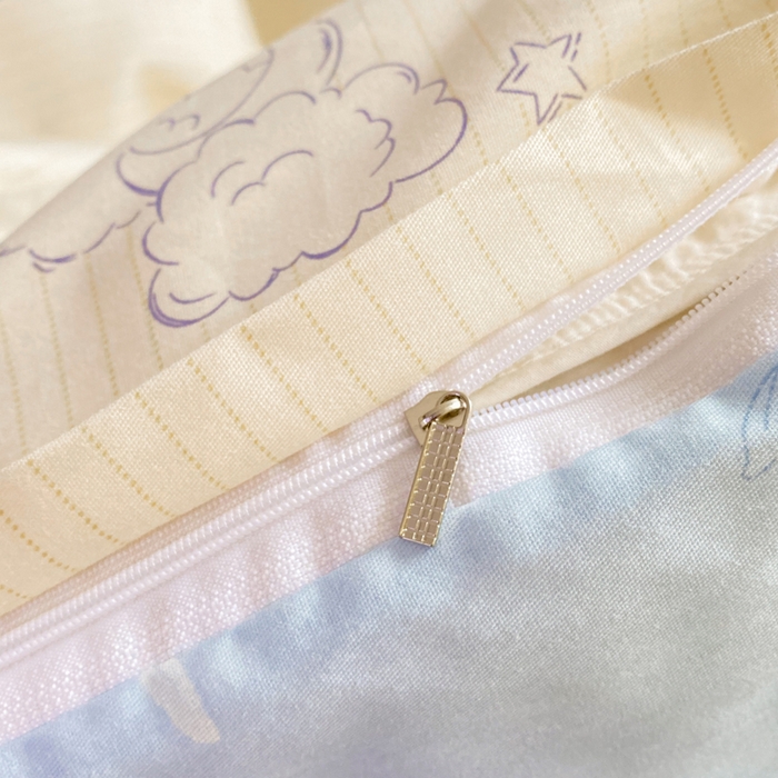 91家纺网 家纺一手货源 找家纺 红日子纺织品 2026新款小清新12868全棉纯棉学生卡通款四件套 星空熊