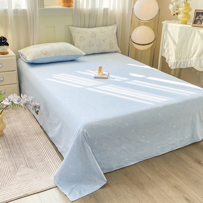 91家纺网 家纺一手货源 找家纺 红日子纺织品 2026新款小清新12868全棉纯棉学生卡通款四件套 遥遥花期