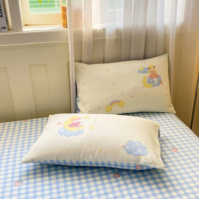 91家纺网 家纺一手货源 找家纺 红日子纺织品 2026新款小清新12868全棉纯棉学生卡通款四件套 月光小曲