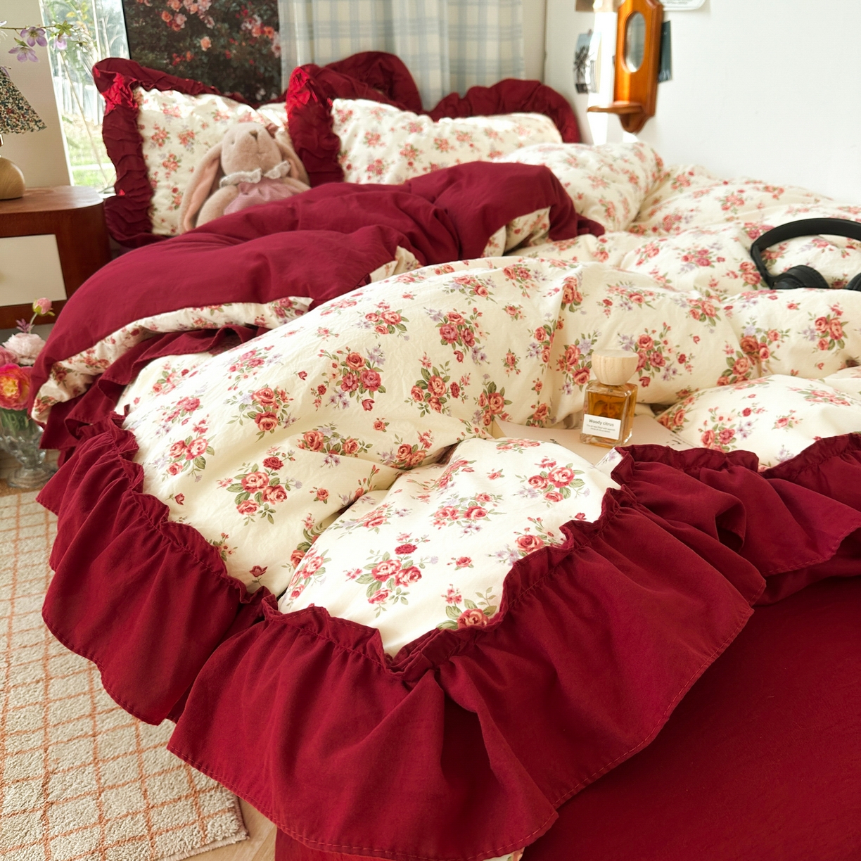 91家纺网 家纺一手货源 找家纺 花伞家居 2026新款韩系复古碎花古法水洗棉大花边四件套含买家秀 霓裳-白