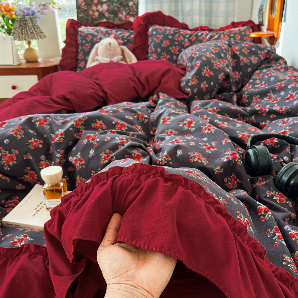 91家纺网 家纺一手货源 找家纺 花伞家居 2026新款韩系复古碎花古法水洗棉大花边四件套含买家秀 霓裳-红