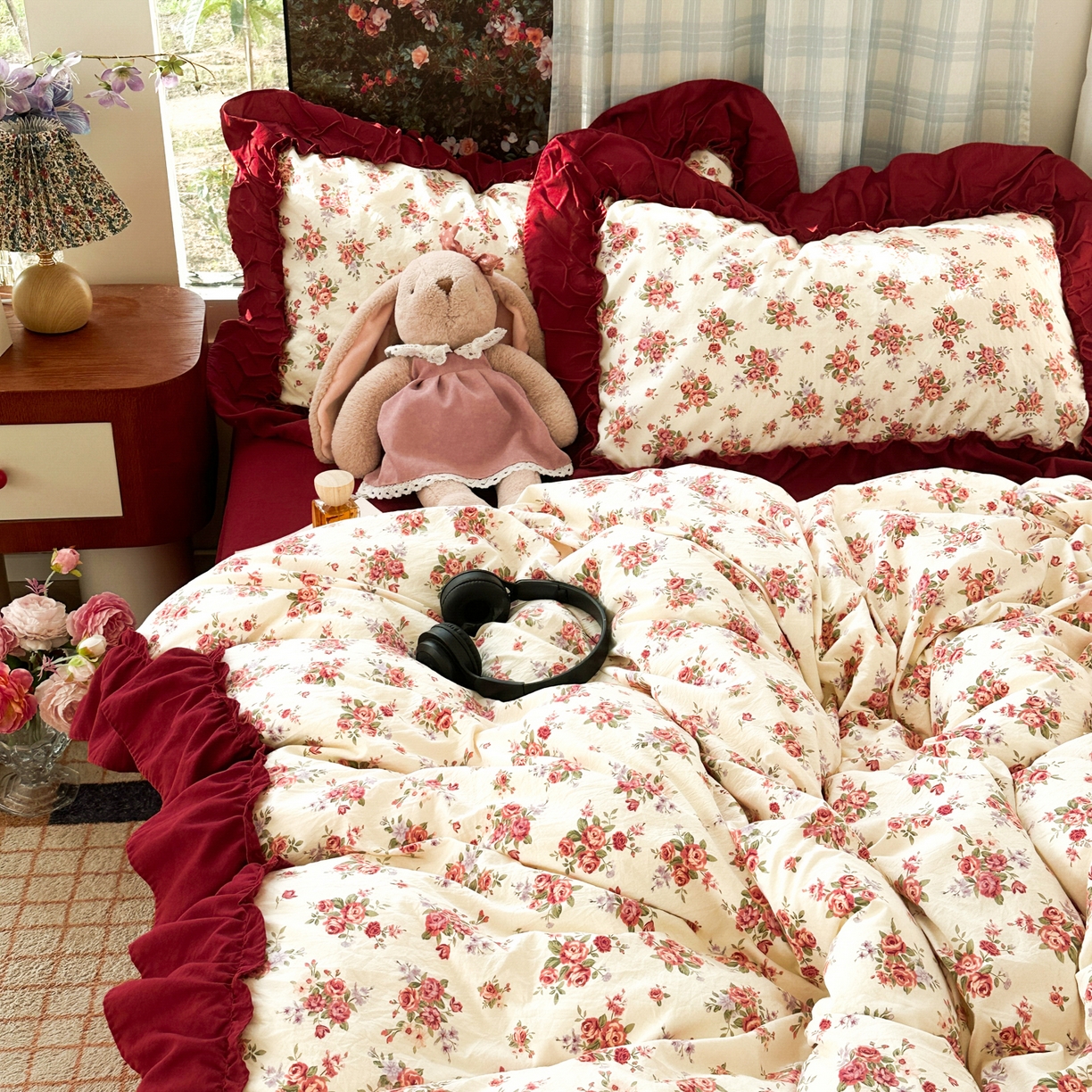 91家纺网 家纺一手货源 找家纺 花伞家居 2026新款韩系复古碎花古法水洗棉大花边四件套含买家秀 霓裳-白