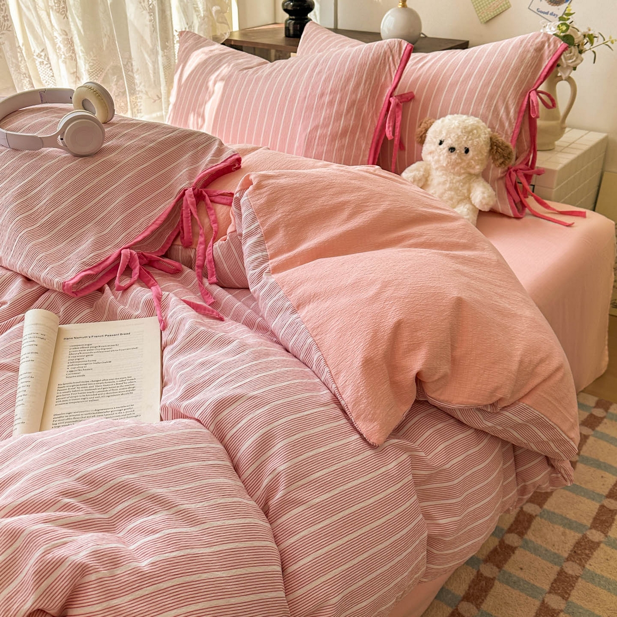 91家纺网 家纺一手货源 找家纺 花伞家居 2026新款小红书系带蝴蝶结双层纱四件套含买家秀 软果酱-粉条纹