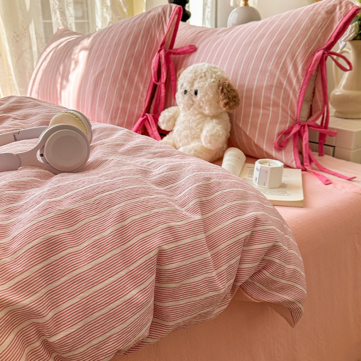 91家纺网 家纺一手货源 找家纺 花伞家居 2026新款小红书系带蝴蝶结双层纱四件套含买家秀 软果酱-粉条纹