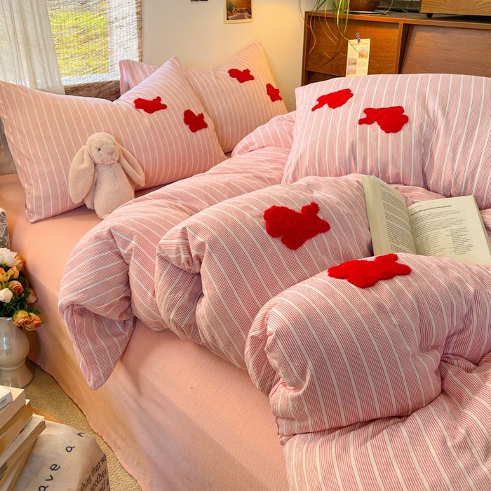 91家纺网 家纺一手货源 找家纺 （总）花伞家居 2026新款小马毛巾绣双层纱四件套含买家秀