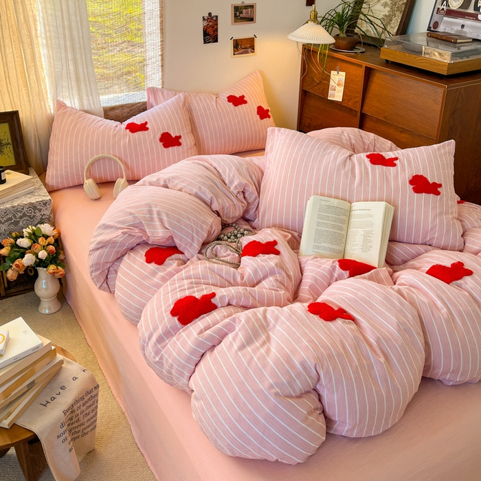 91家纺网 家纺一手货源 找家纺 花伞家居 2026新款小马毛巾绣双层纱四件套含买家秀 马上发财-粉条纹