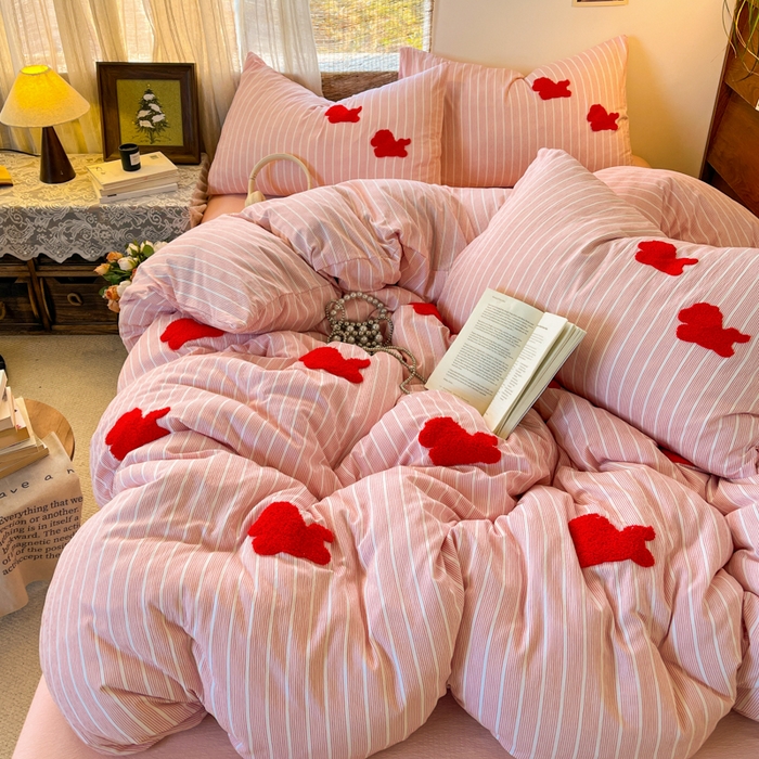 91家纺网 家纺一手货源 找家纺 花伞家居 2026新款小马毛巾绣双层纱四件套含买家秀 马上发财-粉条纹