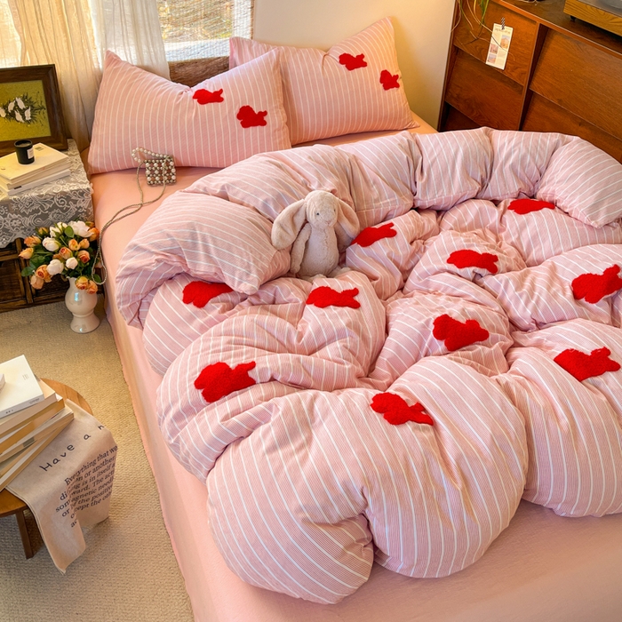 91家纺网 家纺一手货源 找家纺 花伞家居 2026新款小马毛巾绣双层纱四件套含买家秀 马上发财-粉条纹