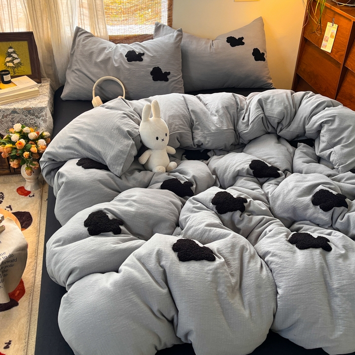 91家纺网 家纺一手货源 找家纺 花伞家居 2026新款小马毛巾绣双层纱四件套含买家秀 马上发财-松烟灰