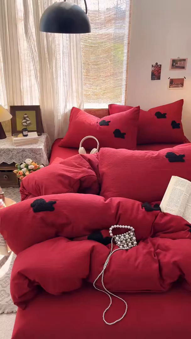 91家纺网 家纺一手货源 找家纺 花伞家居 2026新款小马毛巾绣双层纱四件套含买家秀 马上发财-红