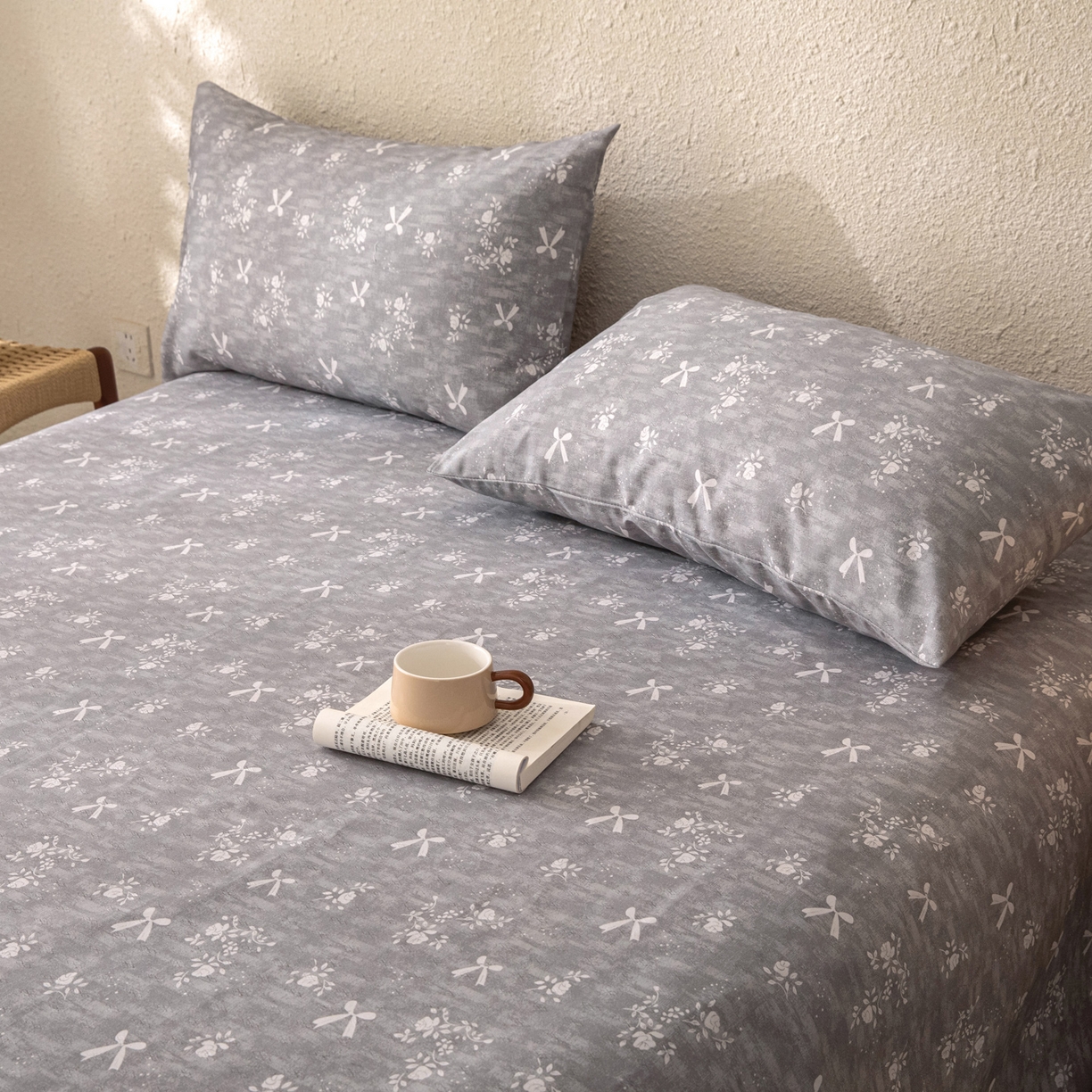 91家纺网 家纺一手货源 找家纺 金泰莱 2026新款棉麻老粗布床单亚麻老粗布凉席 星蝶